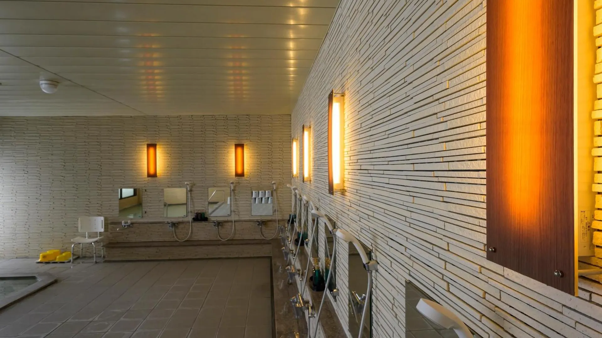 Hotel Edel Warme NakaNakafurano 3*, Nakafurano