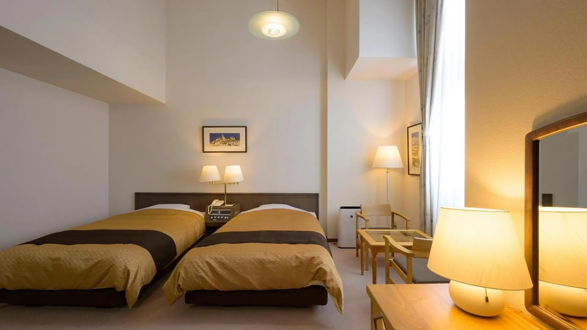 Hotel Edel Warme NakaNakafurano