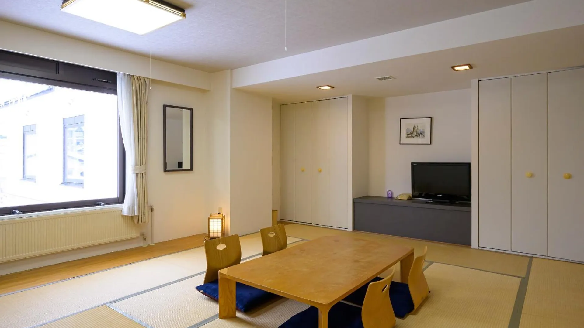 Hotel Edel Warme Furano 3*,  Japan