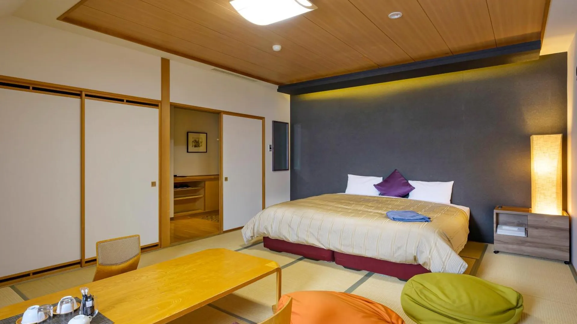 Hotel Edel Warme Furano