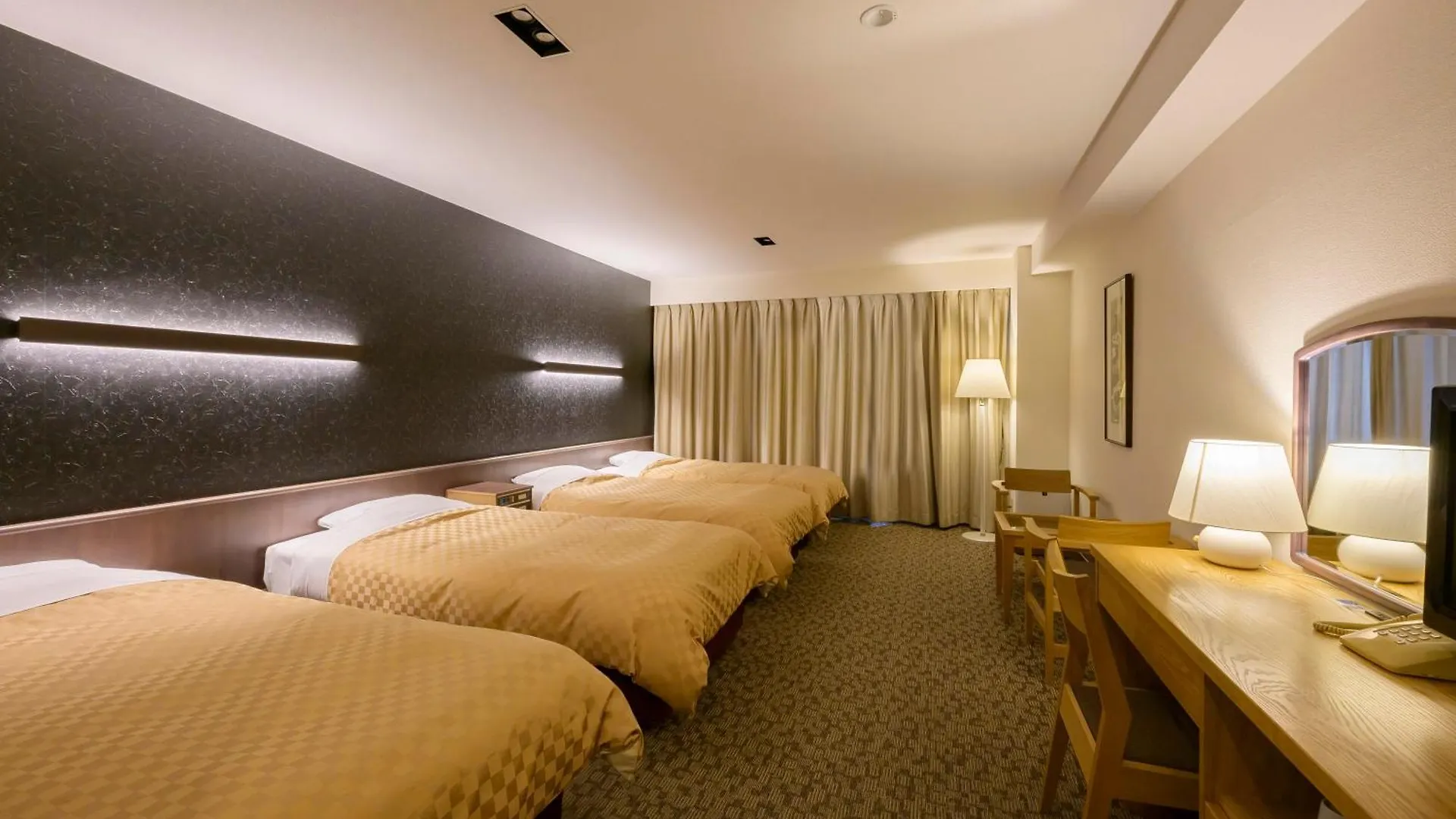 Hotel Edel Warme Furano